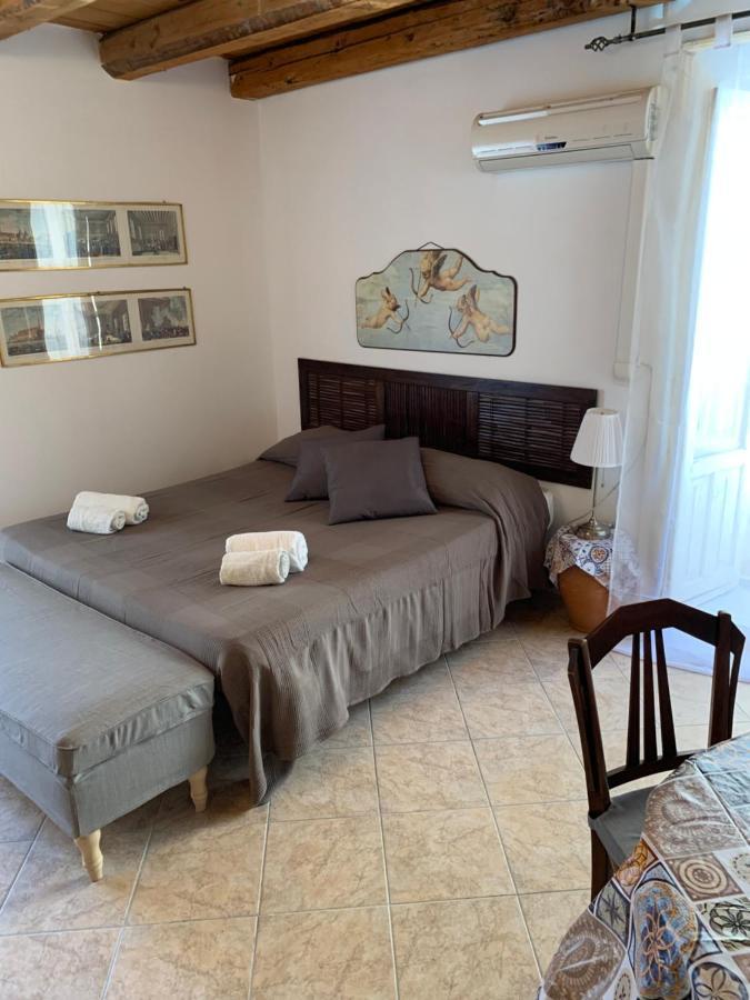 Апартаменты Ortigia Casa Сиракузы Экстерьер фото